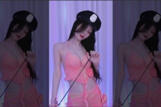 kbj25052413_daphnerin