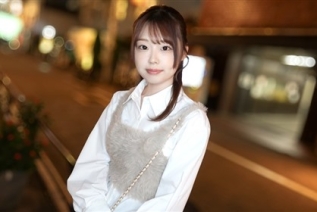 SIRO-5635 男のおしっこを見るのが好き！？巨乳スレンダーボディという誰もが求める完璧少女ハメ倒す