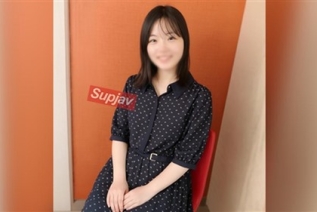 FC2PPV 4904762 【二週間50%OFF】152cm この前卒業したばかりの剛毛まこちゃん。小柄なカラダを激ピスされ