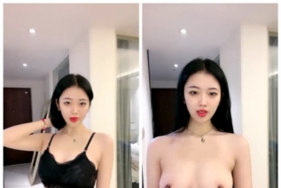 85130-校园女神诺宝无敌，独乳风骚，奶子甩起，肉搏插逼淫叫，高潮过后一支烟爽死哦