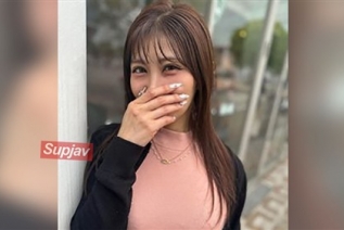 FC2PPV 4718244 “我的老公不够好……”在夫妻聚会上遇到的郁闷瑜伽教练已婚妇女！Y型美体诱惑通奸受孕的极致视频，带着不道德的感觉