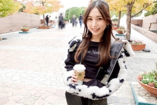 SIRO-5471 热爱夜生活的人们的聚会！和I○ra-chan长得一模一样的美少女控制不住自己的性欲而应聘