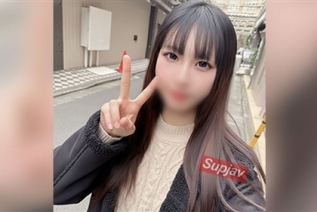 FC2PPV 4809245 よわい20歳にして子育て奮闘中の美系奥様♥️ダメな亭主の留守中にNTR