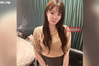 FC2PPV 4707284 把攒了一周的浓稠精液，全部射进了超可爱的幼儿园小女生的肉嘟嘟小穴里