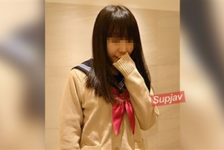 FC2PPV 4658730 【无制服】放学后黑发文静美少女被爸爸的精液中出