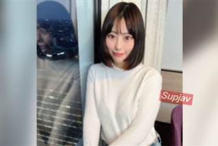 FC2PPV 4595652 【未公开影像限量发售】偶像的美丽身材。油滑。对于这具湿润而又色情未成熟的美丽身体来说，中出是不可避免的